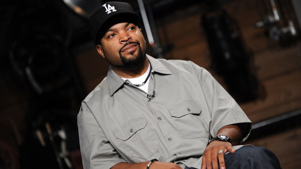 Ice Cube Visits "Fuse Top 20 Countdown"