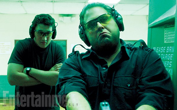 arms-and-the-dudes-jonah-hill-miles-teller