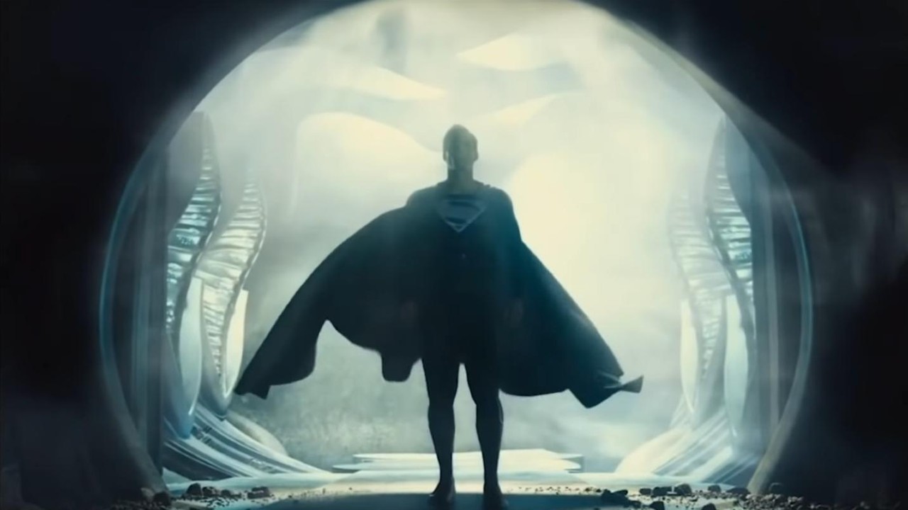 Henry Cavill in una scena de Zack Snyder's Justice League
