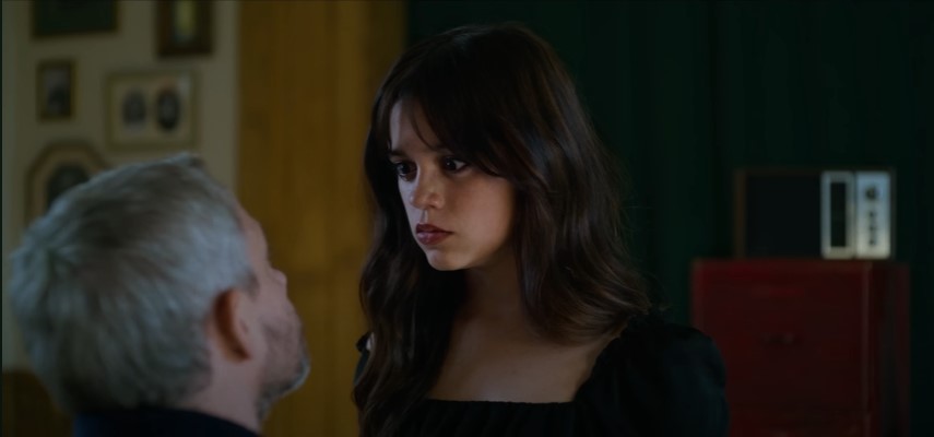 Miller's Girl: trailer del film con Jenna Ortega e Martin Freeman.