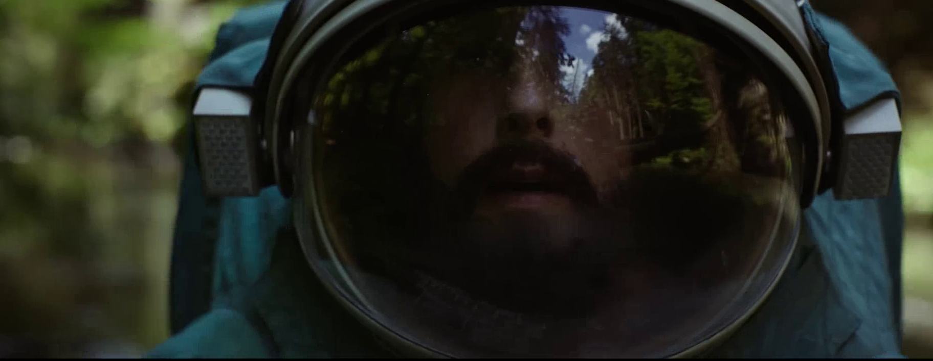 Adam Sandler in Spaceman trailer