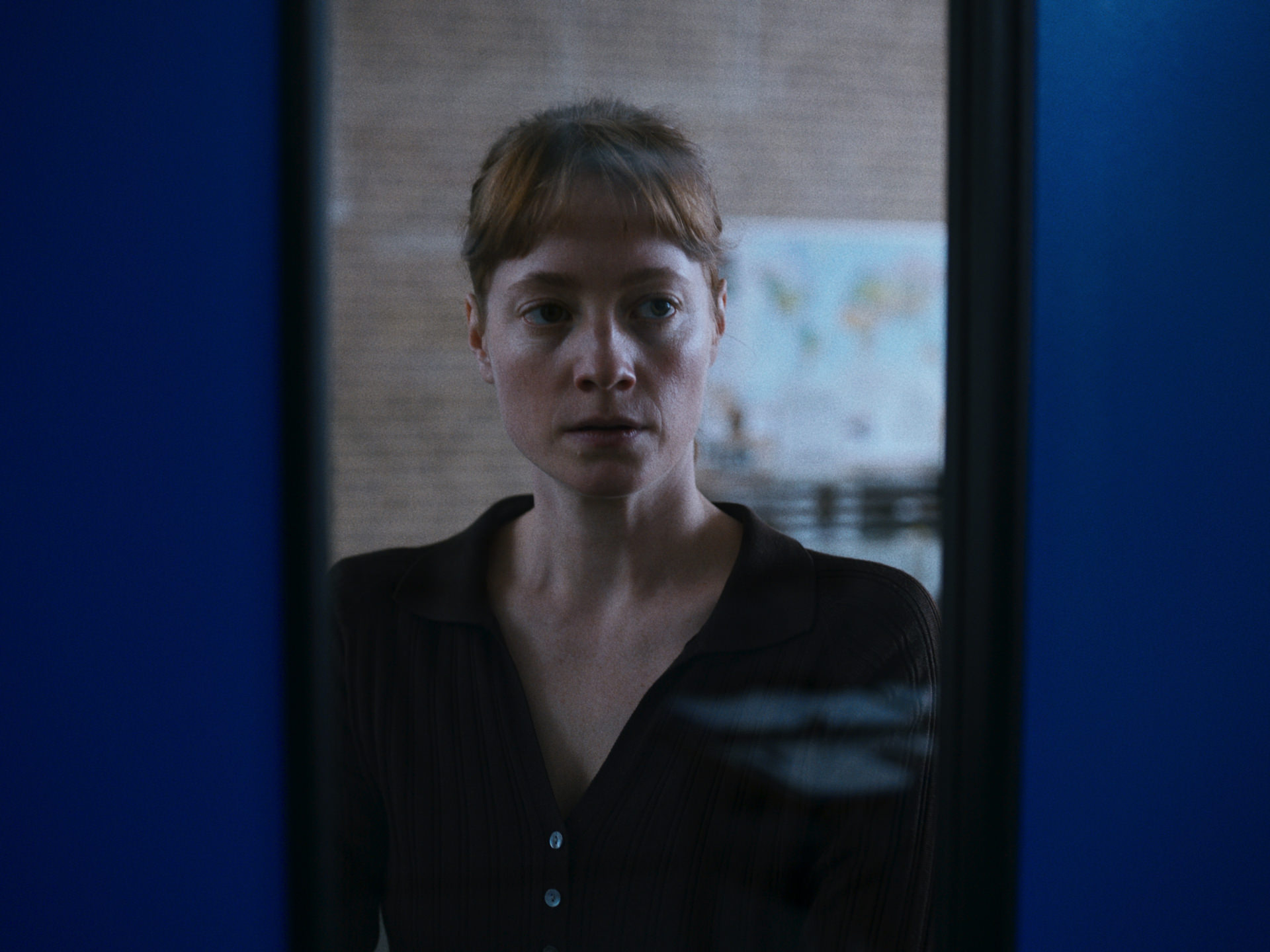 La protagonista Carla Nowak (Leonie Benesch) in una scena del film